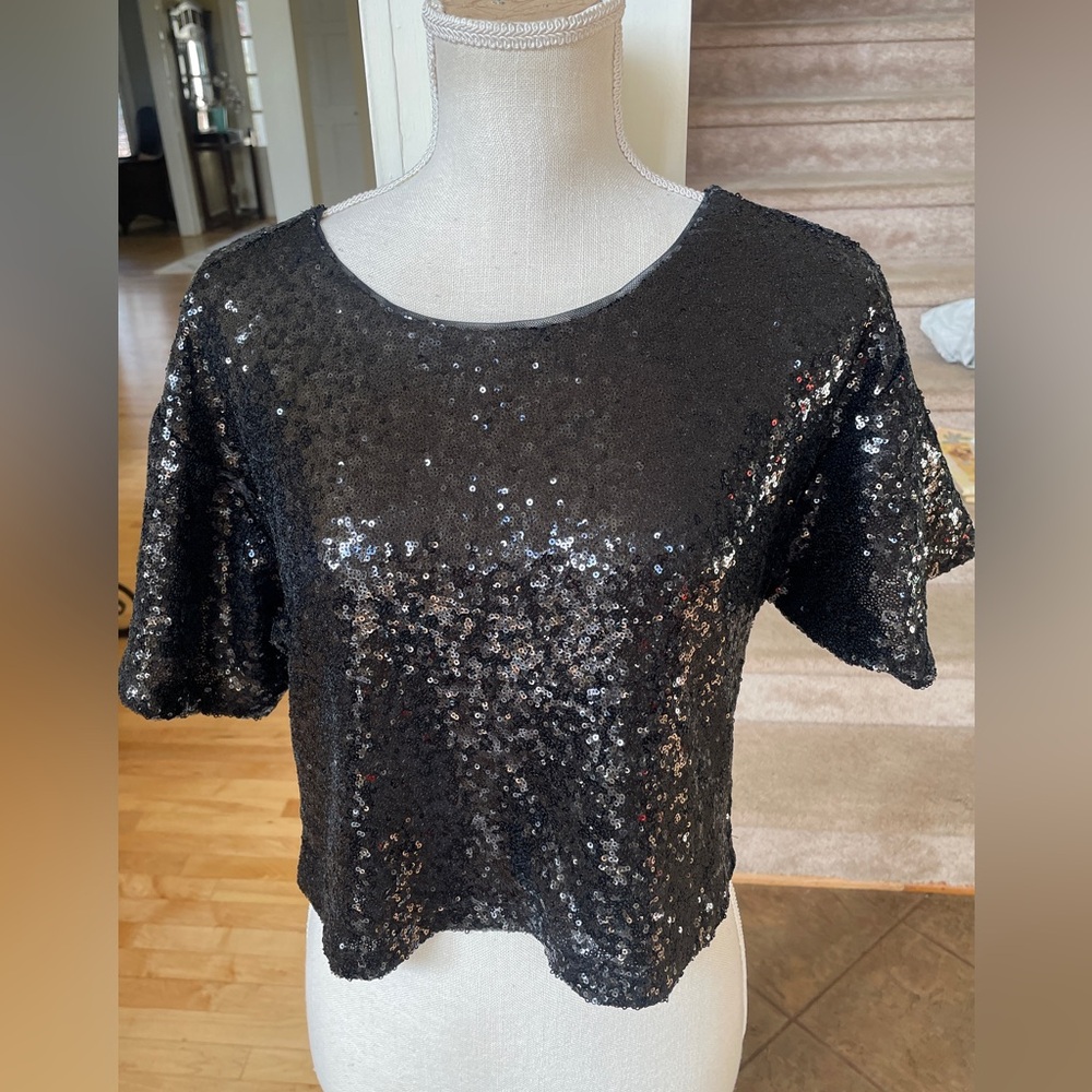 Anthropologie Black Sequin Crop Top- Size small